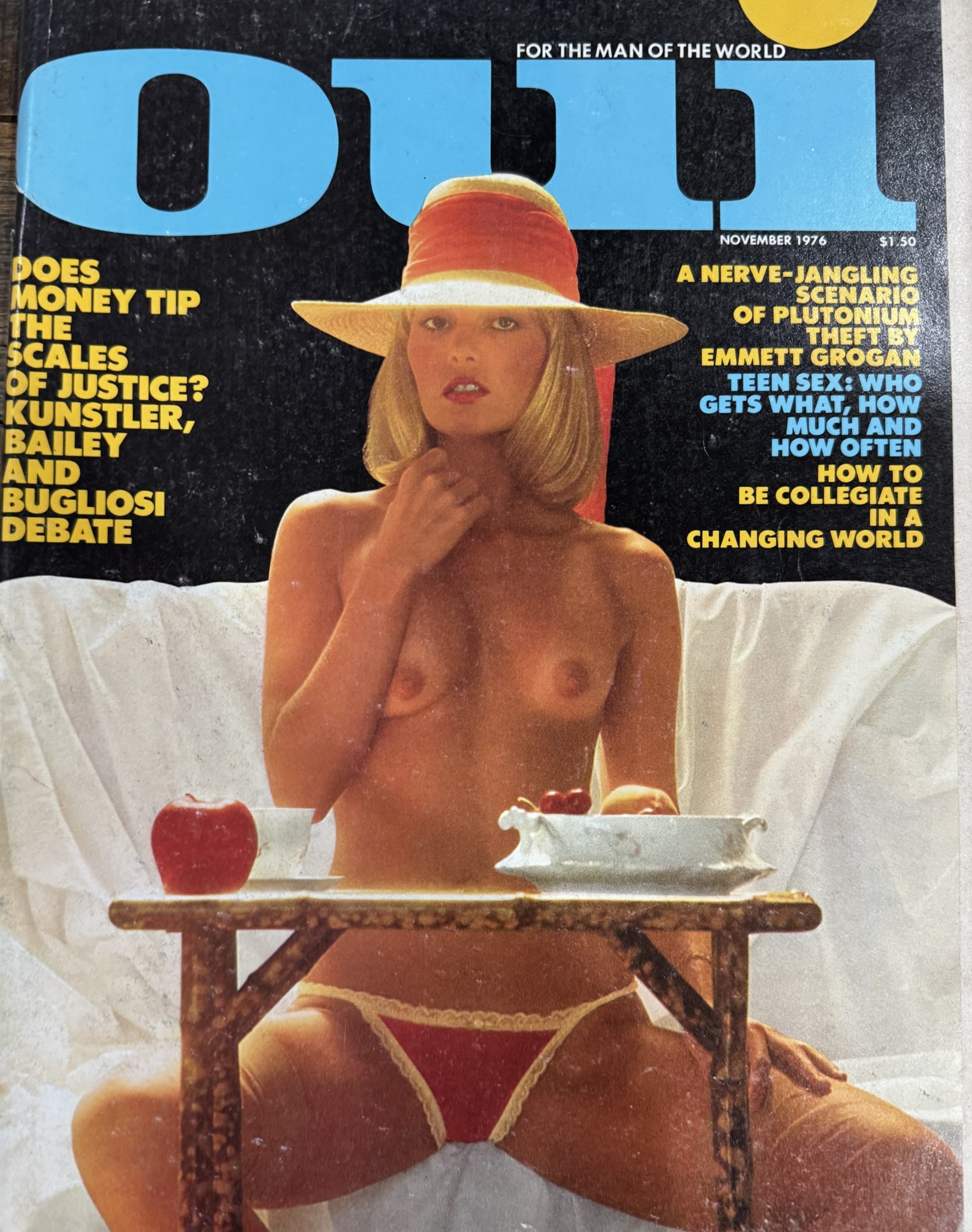 Oui November 1976 *CG & CF Nikki*
